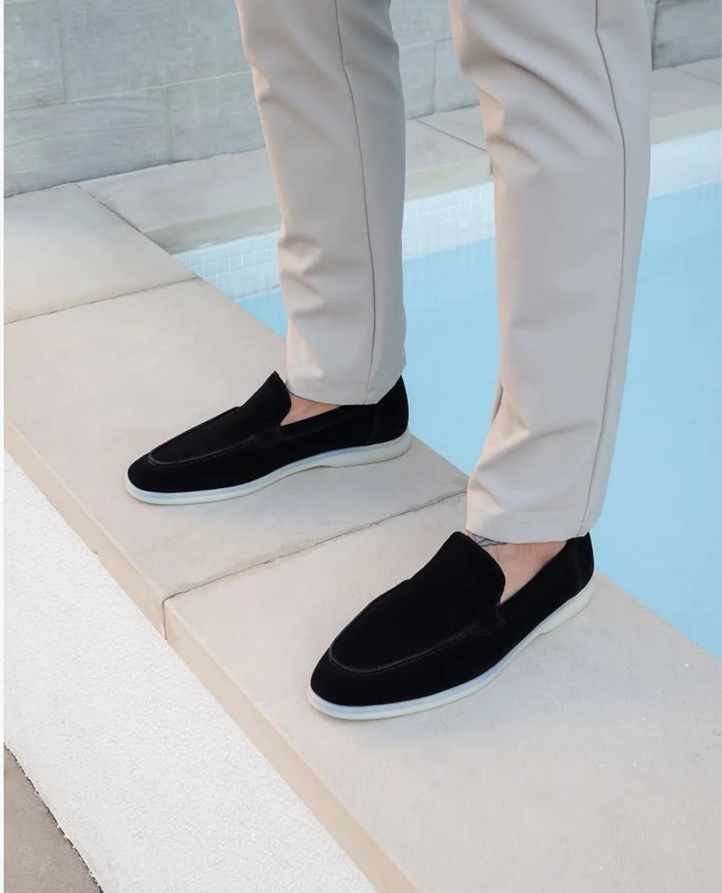 Arveilo Suede Loafers